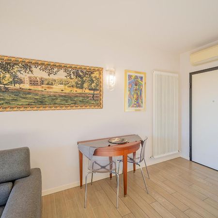 Balbi8 Apartment ปาร์มา ภายนอก รูปภาพ